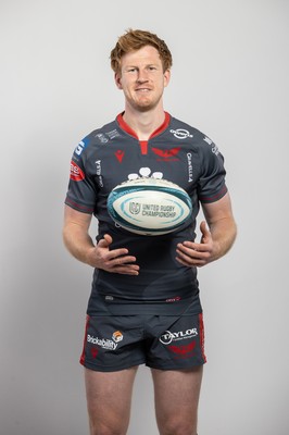 150921 - Scarlets Rugby Squad Headshots - Rhys Patchell