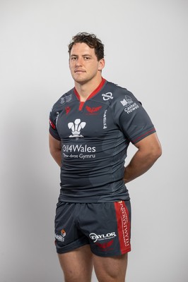 150921 - Scarlets Rugby Squad Headshots - Ryan Elias