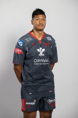 150921 - Scarlets Rugby Squad Headshots - Sam Lousi