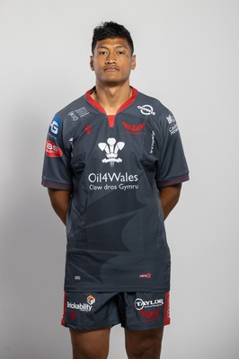 150921 - Scarlets Rugby Squad Headshots - Sam Lousi