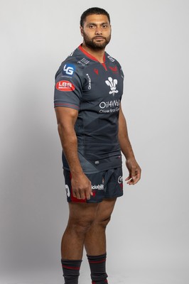 150921 - Scarlets Rugby Squad Headshots - Sione Kalamoafoni