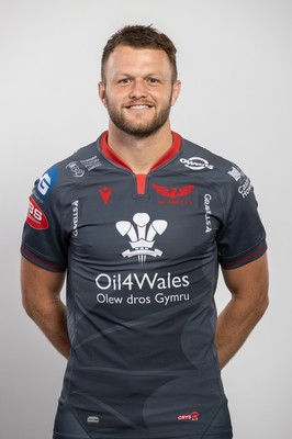 150921 - Scarlets Rugby Squad Headshots - Steff Hughes