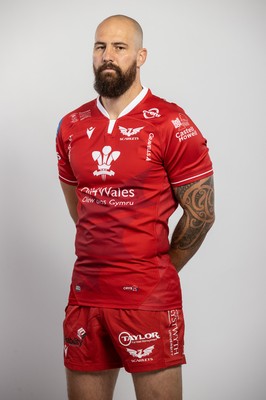 150921 - Scarlets Rugby Squad Headshots - Blade Thomson