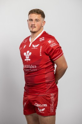 150921 - Scarlets Rugby Squad Headshots - Dafydd Hughes