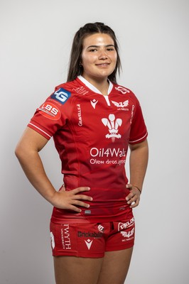 150921 - Scarlets Rugby Squad Headshots - Darcy Thomas