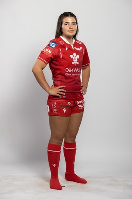 150921 - Scarlets Rugby Squad Headshots - Darcy Thomas