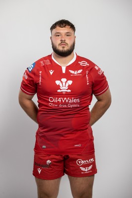 150921 - Scarlets Rugby Squad Headshots - Harri O�Connor