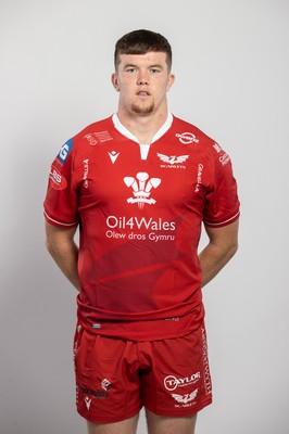 150921 - Scarlets Rugby Squad Headshots - Jac Price