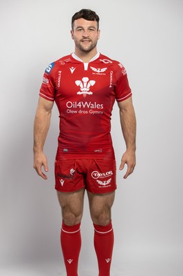 150921 - Scarlets Rugby Squad Headshots - Ryan Conbeer