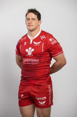 150921 - Scarlets Rugby Squad Headshots - Ryan Elias