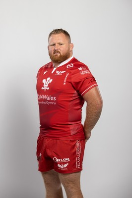 150921 - Scarlets Rugby Squad Headshots - Samson Lee