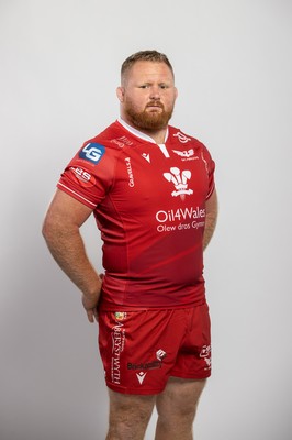 150921 - Scarlets Rugby Squad Headshots - Samson Lee