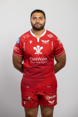 150921 - Scarlets Rugby Squad Headshots - Sione Kalamafoni