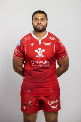 150921 - Scarlets Rugby Squad Headshots - Sione Kalamafoni