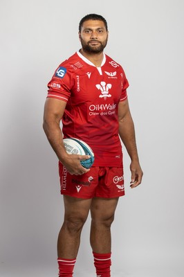 150921 - Scarlets Rugby Squad Headshots - Sione Kalamafoni