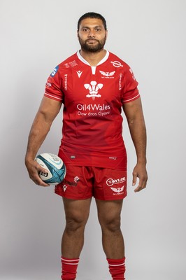 150921 - Scarlets Rugby Squad Headshots - Sione Kalamafoni