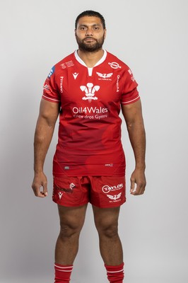 150921 - Scarlets Rugby Squad Headshots - Sione Kalamafoni