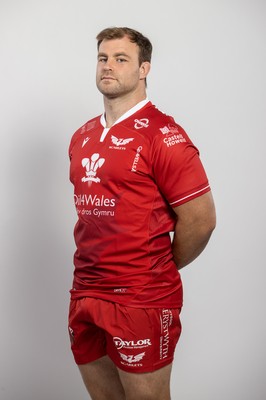 150921 - Scarlets Rugby Squad Headshots - WillGriff John