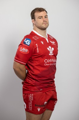 150921 - Scarlets Rugby Squad Headshots - WillGriff John