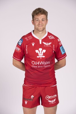 230921 - Scarlets Rugby Squad - Angus O'Brien