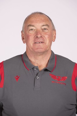 230921 - Scarlets Rugby Squad - Dai Jones