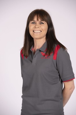 230921 - Scarlets Rugby Squad - Donna Wilding