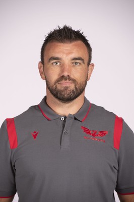 230921 - Scarlets Rugby Squad - Emyr Phillips