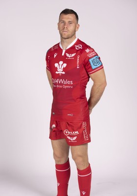 230921 - Scarlets Rugby Squad - Gareth Davies