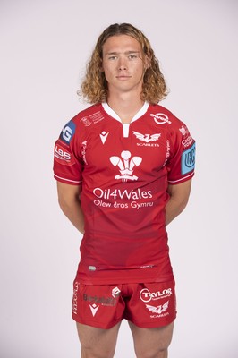 230921 - Scarlets Rugby Squad - Harri Williams