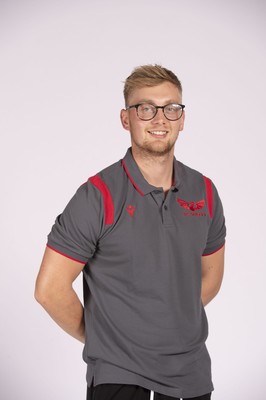 230921 - Scarlets Rugby Squad - Owain Binding