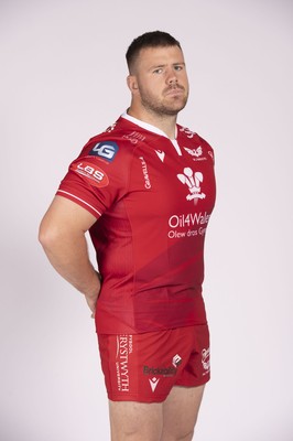 230921 - Scarlets Rugby Squad - Rob Evans