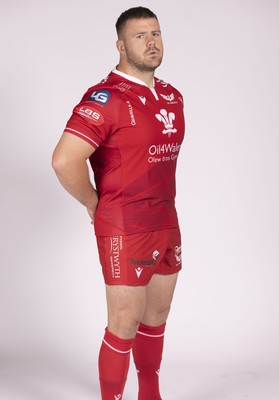 230921 - Scarlets Rugby Squad - Rob Evans