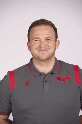 230921 - Scarlets Rugby Squad - Sam Cook