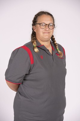 230921 - Scarlets Rugby Squad - Sara Davies