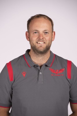 230921 - Scarlets Rugby Squad - Scott Johnston