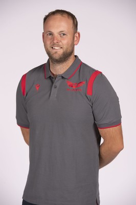 230921 - Scarlets Rugby Squad - Scott Johnston