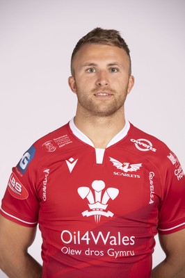 230921 - Scarlets Rugby Squad - Tom Prydie