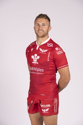 230921 - Scarlets Rugby Squad - Tom Prydie