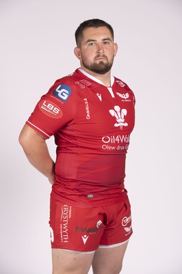 230921 - Scarlets Rugby Squad - Wyn Jones