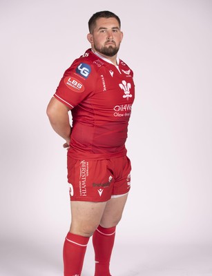 230921 - Scarlets Rugby Squad - Wyn Jones