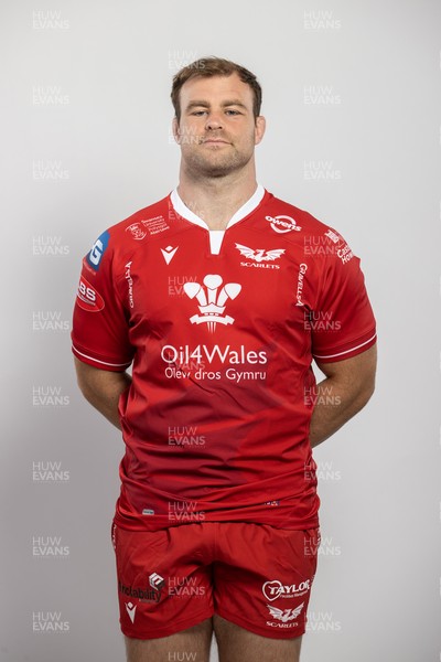 150921 - Scarlets Rugby Squad Headshots - WillGriff John