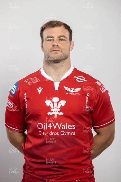 150921 - Scarlets Rugby Squad Headshots - WillGriff John