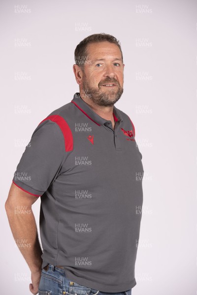 230921 - Scarlets Rugby Squad - Kevin George