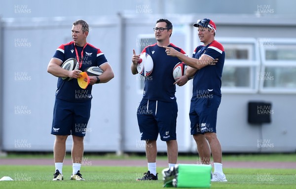 050819 - Scarlets Rugby Training - Ioan Cunningham, Dai Flanagan and Brad Mooar during training