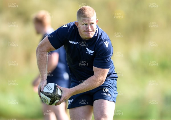 050819 - Scarlets Rugby Training - Dylan Evans during training