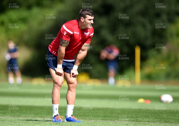 050819 - Scarlets Rugby Training - Tom James during training