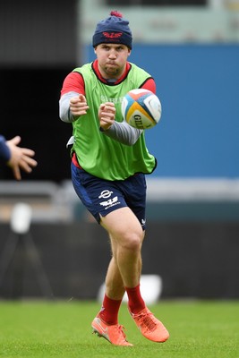 290525 - Scarlets Training - Scarlets train ahead of their trip to Dublin as they face Leinster in the United Rugby Championship Quarter Final - Ioan Lloyd 