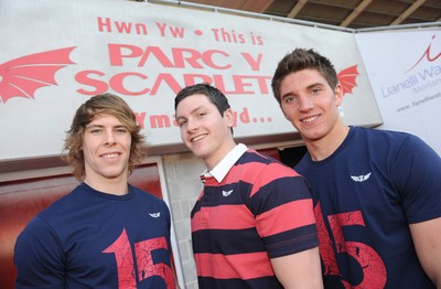 12.04.11 - Scarlets - Liam Williams, Chris Kennan and Owen Williams who have all signed development contracts with the Scarlets 