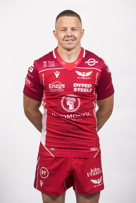 130819 - Scarlets Rugby Squad Headshots - James Davies