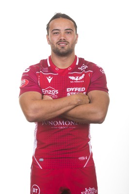 130819 - Scarlets Rugby Squad - Josh Macleod